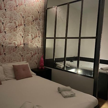 Royalroom2.0-Relaxing Spa & Luxury Apartments Lido di Ostia Exteriör bild